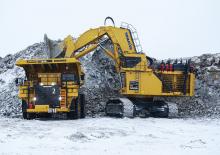 Pásová rypadla Komatsu PC5500-6