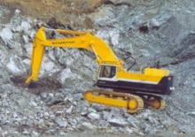 Pásová rypadla Komatsu PC650SE-5