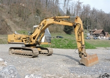 Pásová rypadla Eder R 815