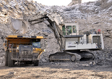 Pásová rypadla Liebherr R 9350