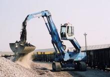Manipulátory s materiálem Terex-Fuchs RHL 350