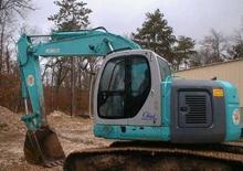 Pásová rypadla Kobelco SK 200 SR