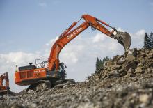 Pásová rypadla Hitachi ZX 470 LCH-5