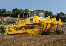 Pásové buldozery Komatsu D85EX-18E0