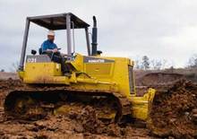 Pásové buldozery Komatsu D31E-20