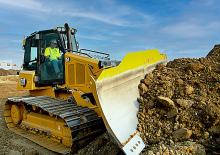 Pásové buldozery Caterpillar D4 LGP