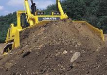 Pásové buldozery Komatsu D475A-3