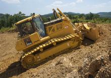 Pásové buldozery Komatsu D65PX-18E0