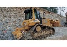 Pásové buldozery Caterpillar D6N XLP