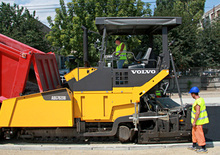 Pásové finišery Volvo ABG7820