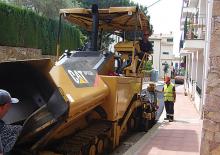 Pásové finišery Caterpillar AP655D
