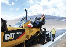 Pásové finišery Caterpillar AP655F