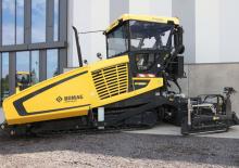 Pásové finišery Bomag BF 800 C 2 S 500