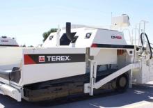 Pásové finišery Terex CR462