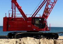 Pásové jeřáby s příhradovým výložníkem Manitowoc 8500-1