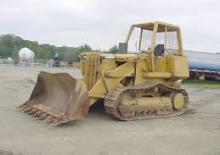 Pásové nakladače John Deere Construction 655 B