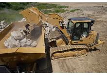 Pásové nakladače Caterpillar 963D