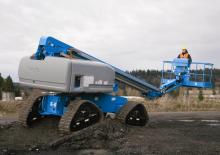 Pásové teleskopické pracovní plošiny Genie S-60 TraX 