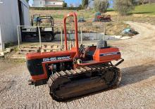 Pásové traktory New Holland 55-85 V - SOM