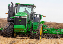 Pásové traktory John Deere 9RT 490 