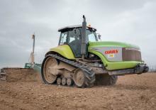 Pásové traktory Claas Challenger 35 Turbo