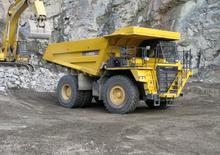 Pevné dampry Komatsu HD605-7 E0