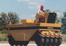 Pneumatikové válce Caterpillar PS 130