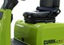 Polní tahače Clark CTX 40