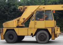 Průmyslové mobilní jeřáby Liebherr LI 1012