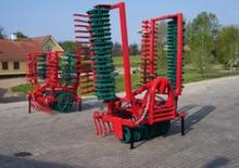 Půdní pěchy Kverneland Varus 600