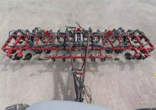 Radličkové podmítače Case IH Nutri-Tiller 955 12-ROW