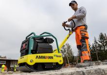 Reverzní vibrační desky Ammann APR 2240