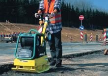 Reverzní vibrační desky Ammann AVP 3020