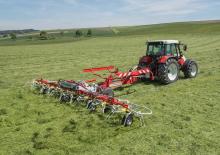 Rotační obraceče Pöttinger Hit 8.9 T