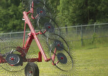 Rotační shrnovače Massey Ferguson 1508