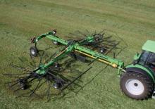 Rotační shrnovače DEUTZ-FAHR SwM 11042