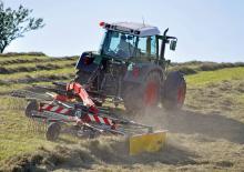 Rotační shrnovače Fella TS 1502