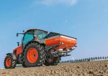 Rozmetadla průmyslových hnojiv Kubota DSM-W 1550 