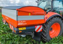 Rozmetadla průmyslových hnojiv Kubota DSX-W Geospread 2550 