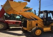 Rypadlo-nakladače Caterpillar 428 B 4x4