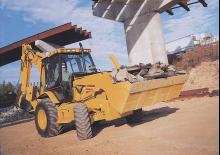 Rypadlo-nakladače Caterpillar 446 D