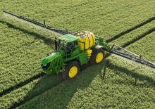 Samojízdné postřikovače John Deere R4050i