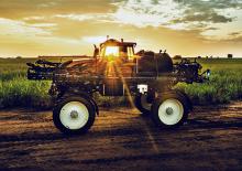 Samojízdné postřikovače Valtra R535