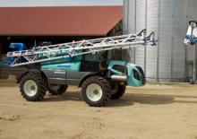 Samojízdné postřikovače Berthoud RAPTOR 5240