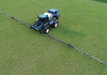 Samojízdné postřikovače New Holland SP410F