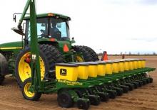 Secí stroje John Deere 1735