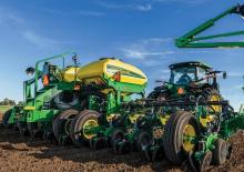 Secí stroje John Deere 1775NT 12Row30