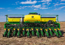 Secí stroje John Deere 2113