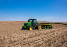 Secí stroje John Deere 2115