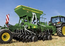 Secí stroje John Deere 750A